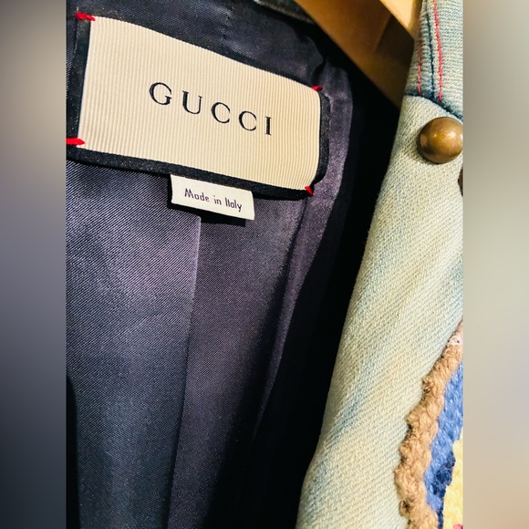 Gucci 38 XS - Like New - Fully Studded Parrot Embroidered Denim Blazer $4700 - Picture 9 of 11